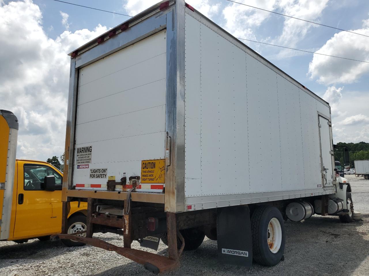 Lot #3198875093 2012 INTERNATIONAL 4000 4300