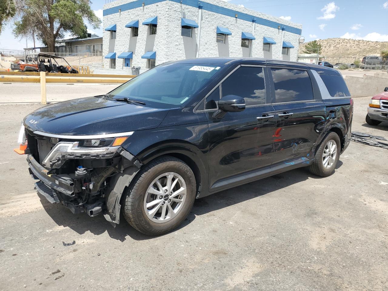 KIA CARNIVAL LX