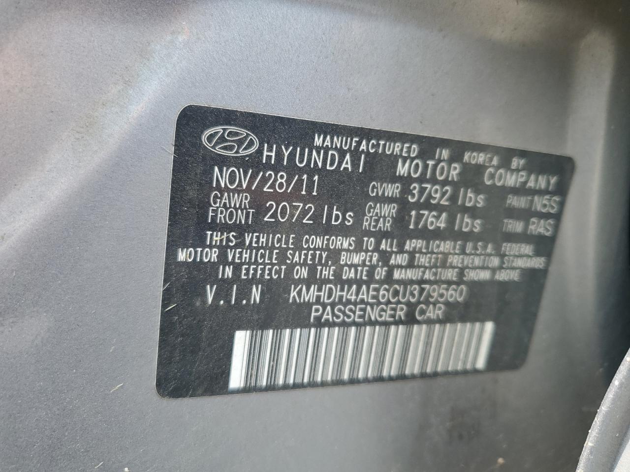 Hyundai Elantra gl 2012