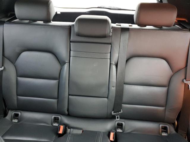 2017 INFINITI QX30 SJKCH5CR3HA028570