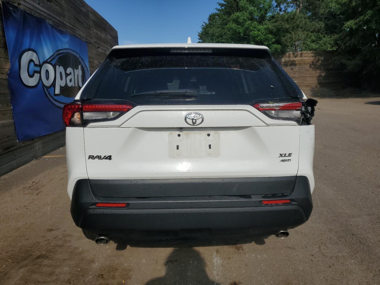 TOYOTA RAV4 XLE