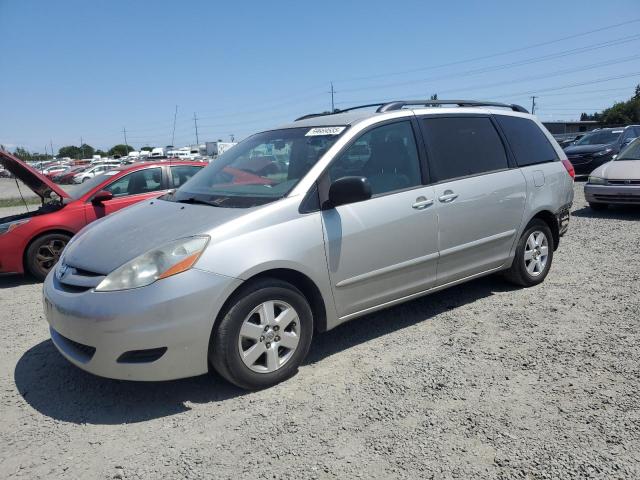 TOYOTA SIENNA CE