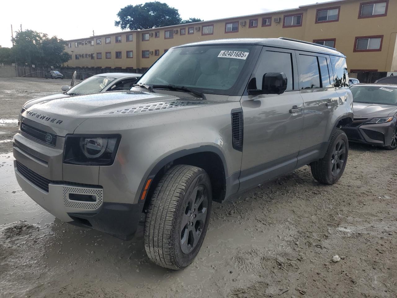 LAND ROVER DEFENDER 110 S