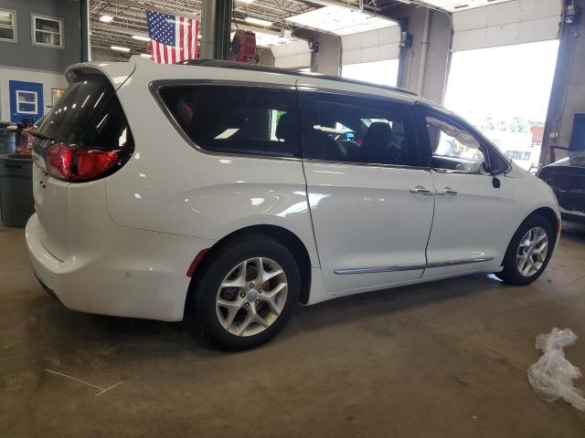 Vin: 2c4rc1eg5lr210940, lot: 62493605, chrysler pacifica touring l plus 20203