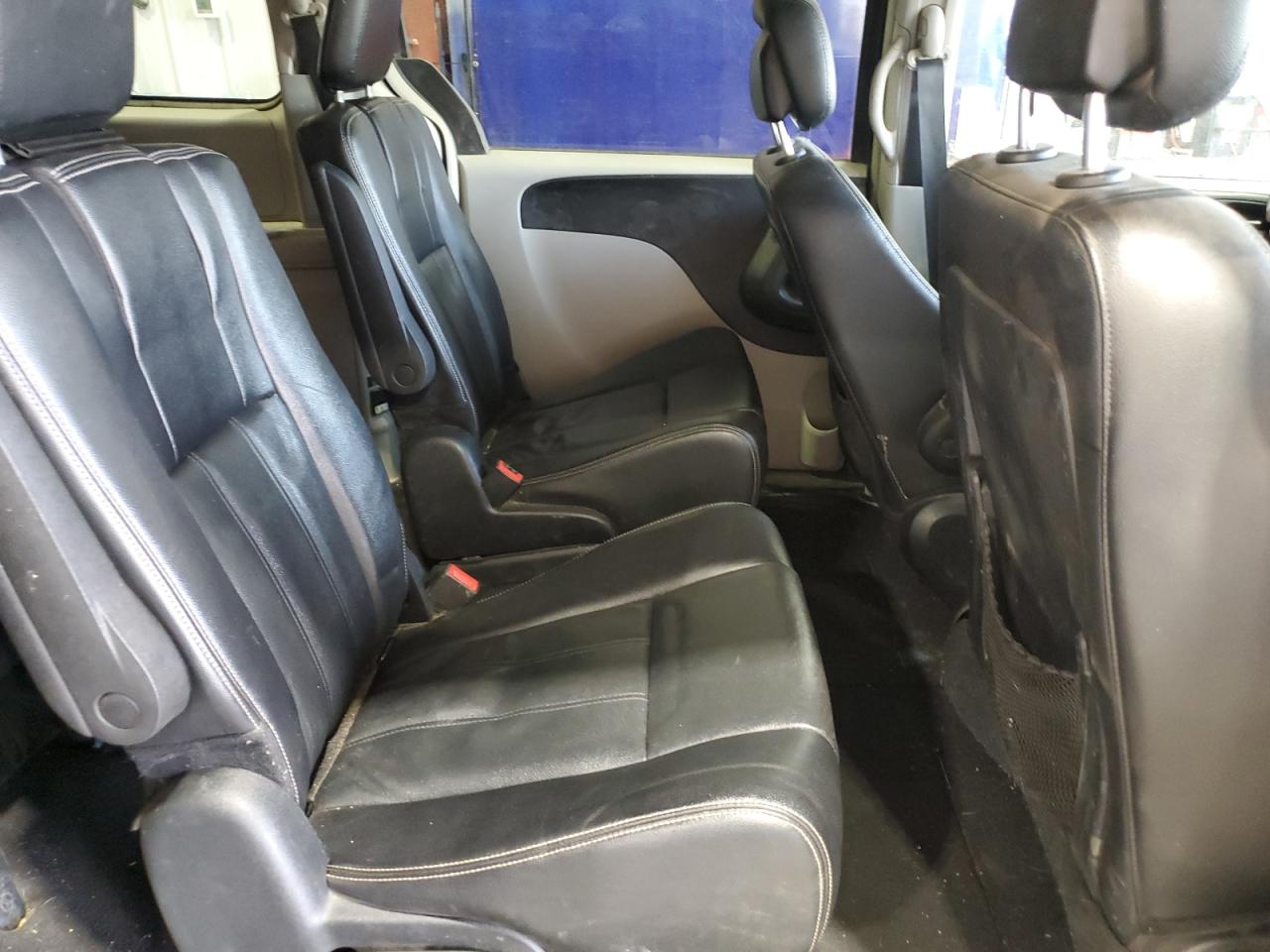 CHRYSLER TOWN & COUNTRY TOURING