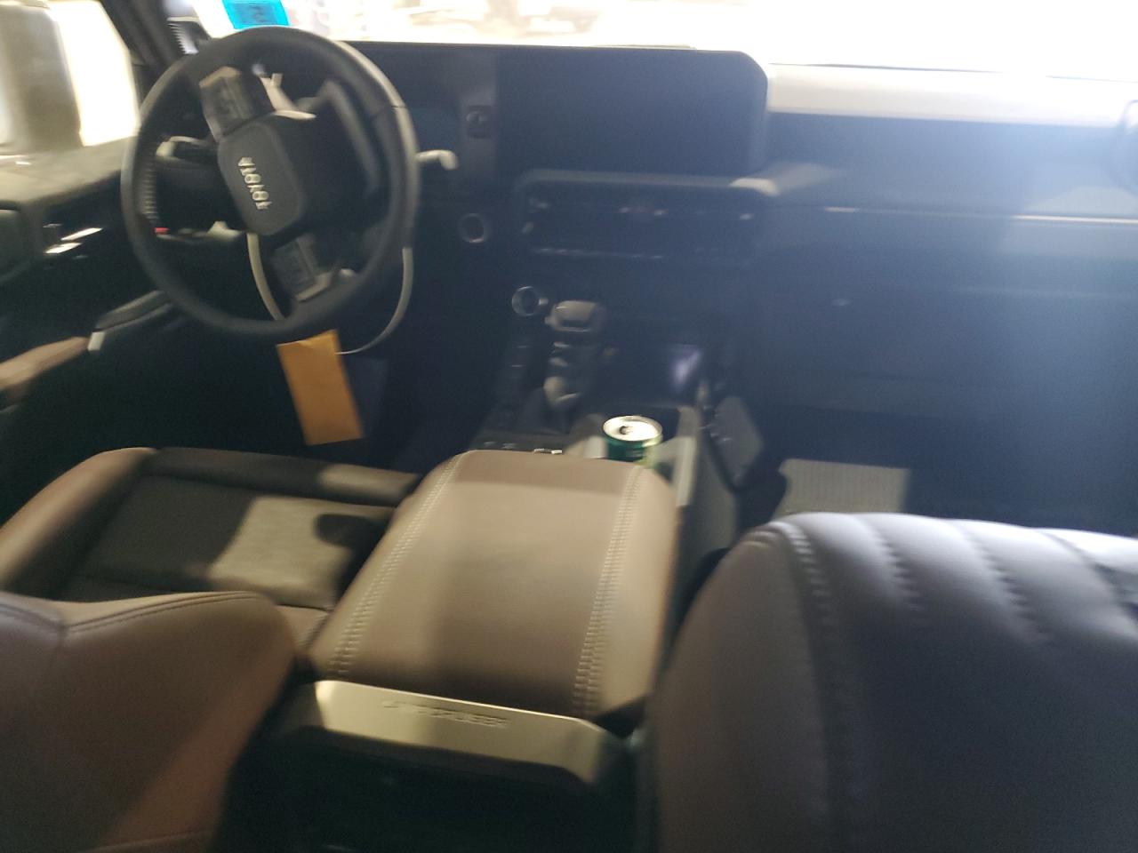 TOYOTA LAND CRUISER BASE