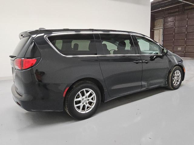 Vin: 2c4rc1cg2pr515563, lot: 61773045, chrysler minivan lx 20233