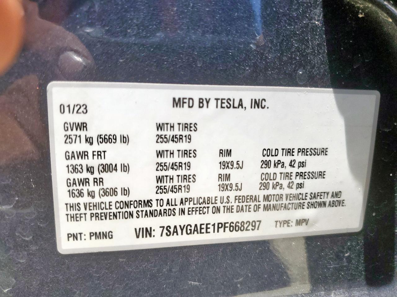 Tesla Model y 2023