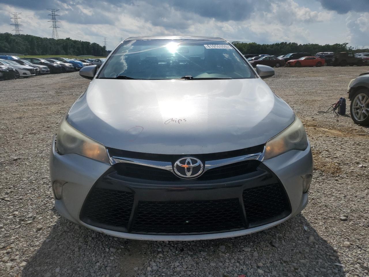 Toyota Camry le 2015
