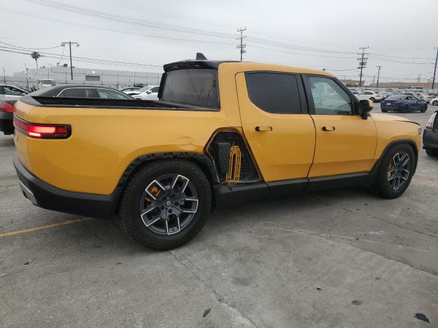 RIVIAN R1T LAUNCH 2022 yellow  electric 7FCTGAAL2NN011755 photo #4