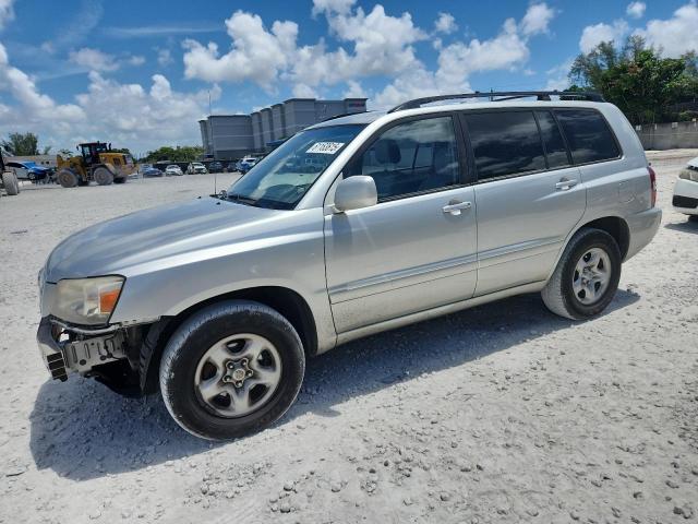 TOYOTA HIGHLANDER