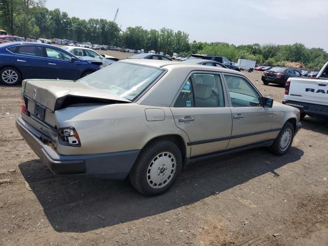 Vin: wdbea30d8ka823147, lot: 60485455, mercedes-benz 300-class e 19893
