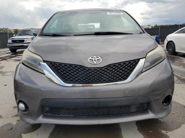 2016 TOYOTA SIENNA SE 5TDXK3DC4GS749888