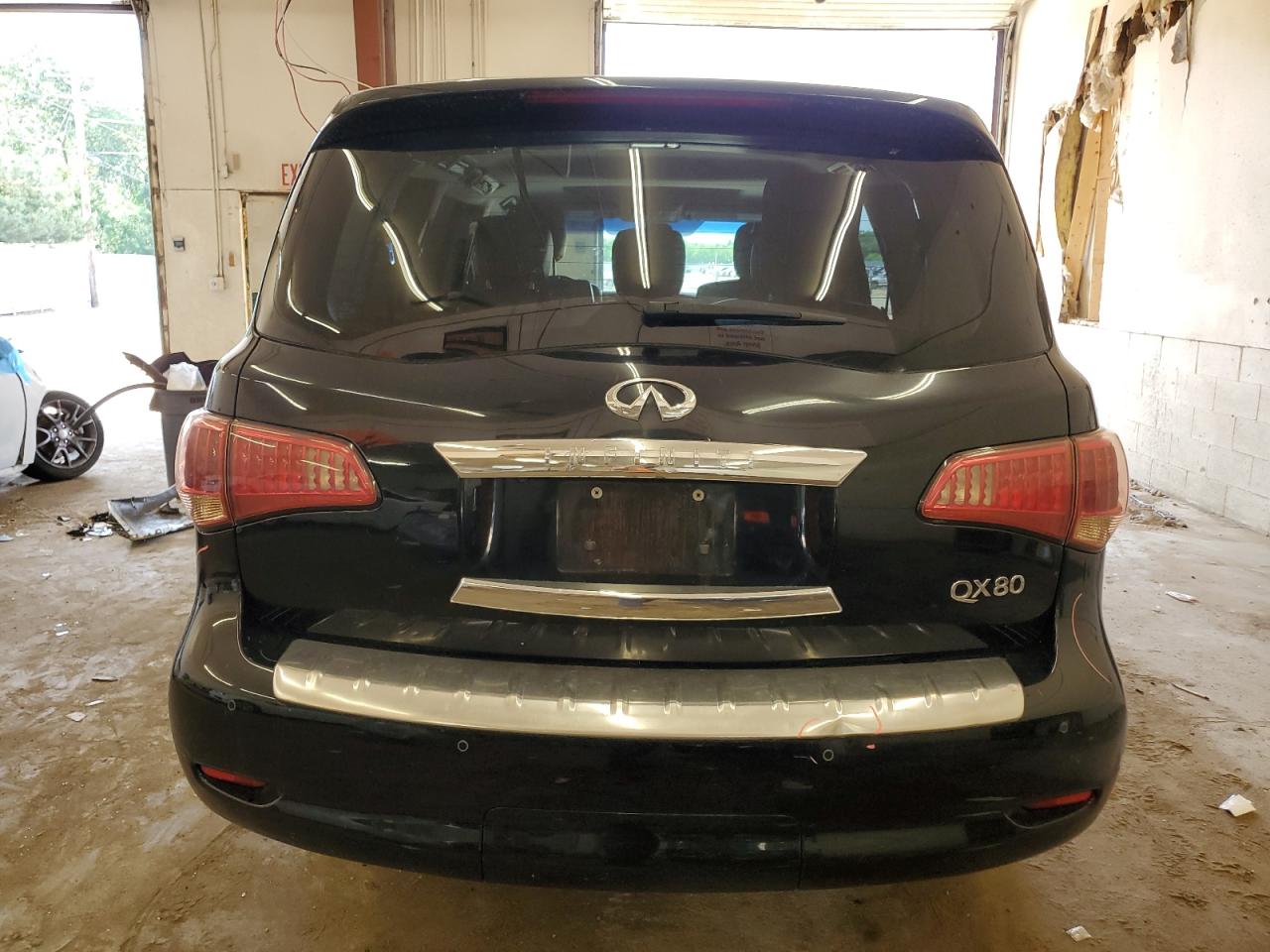 INFINITI QX80