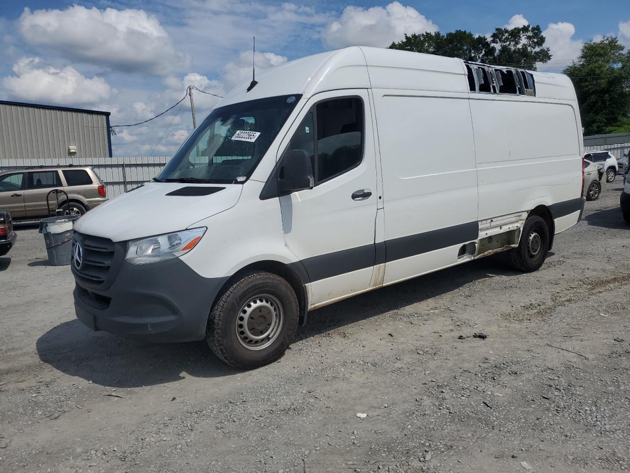 MERCEDES-BENZ SPRINTER 2500