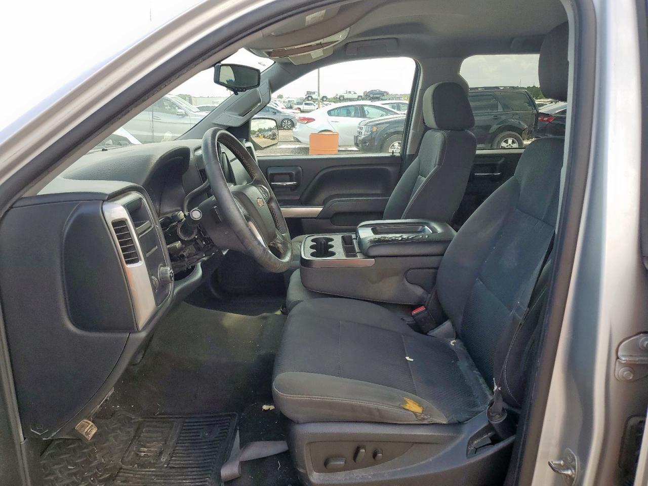 CHEVROLET SILVERADO C1500 LT