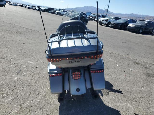 2019 HARLEY-DAVIDSON FLHTKSE 1HD1TEH32KB961258