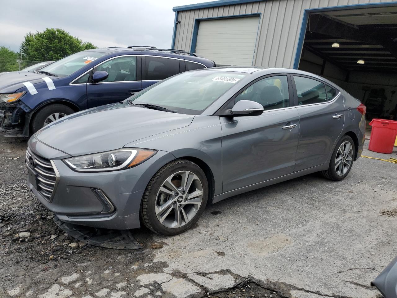 HYUNDAI ELANTRA SE