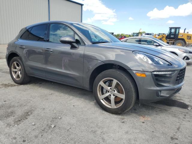 2018 PORSCHE MACAN WP1AA2A50JLB03425