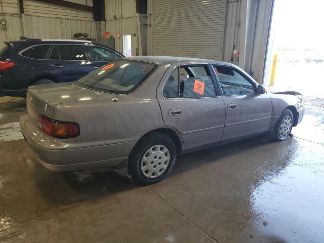 Vin: 4t1sk12e4su536622, lot: 58914305, toyota camry le 19953
