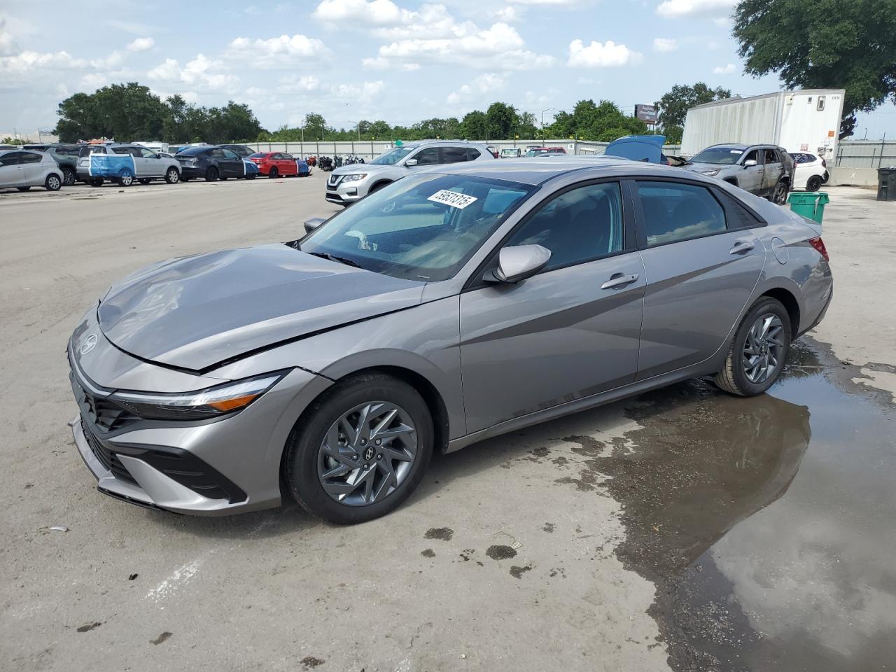 HYUNDAI ELANTRA BLUE