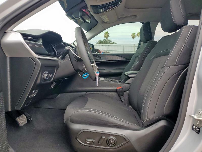 2023 JEEP GRAND CHEROKEE LAREDO 1C4RJGAG0P8911109