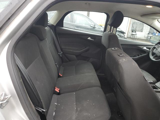 2016 FORD FOCUS SE 1FADP3K2XGL305999