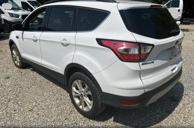 Vin: 1fmcu9gd2jua26555, lot: 62614975, ford escape se 20183
