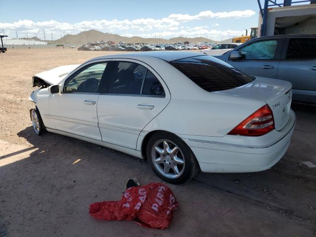 MERCEDES-BENZ C 240 2004 white  gas WDBRF61J64E015626 photo #3