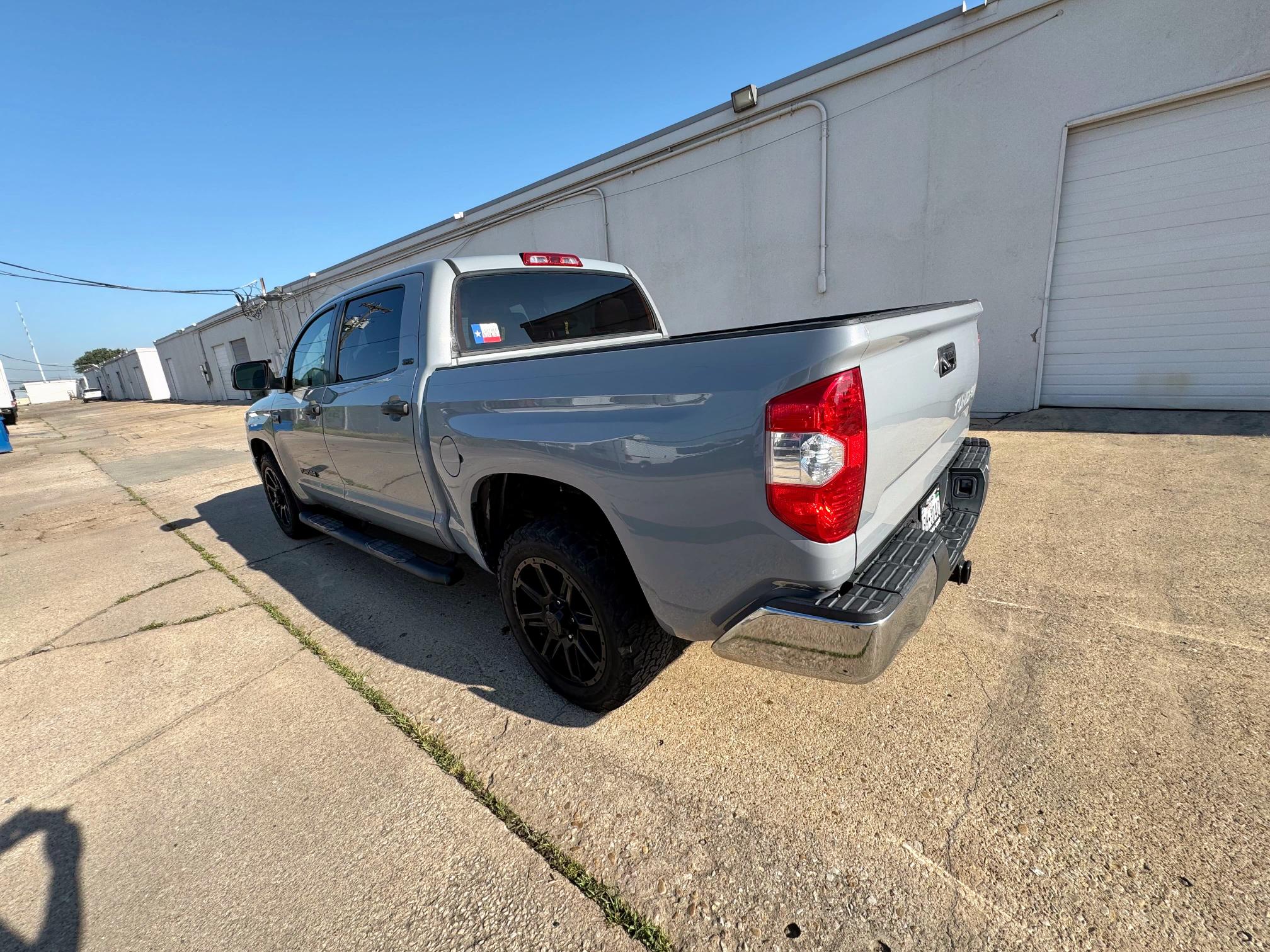 TOYOTA TUNDRA CRE 2019 gray  Gasoline 5TFEY5F13KX247647 photo #4