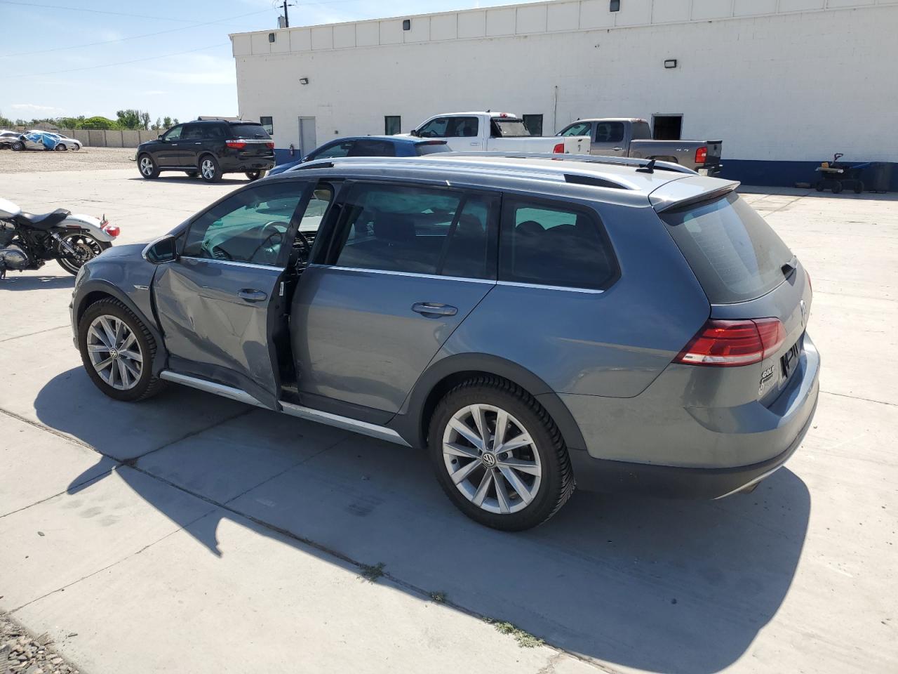 VOLKSWAGEN GOLF ALLTRACK S