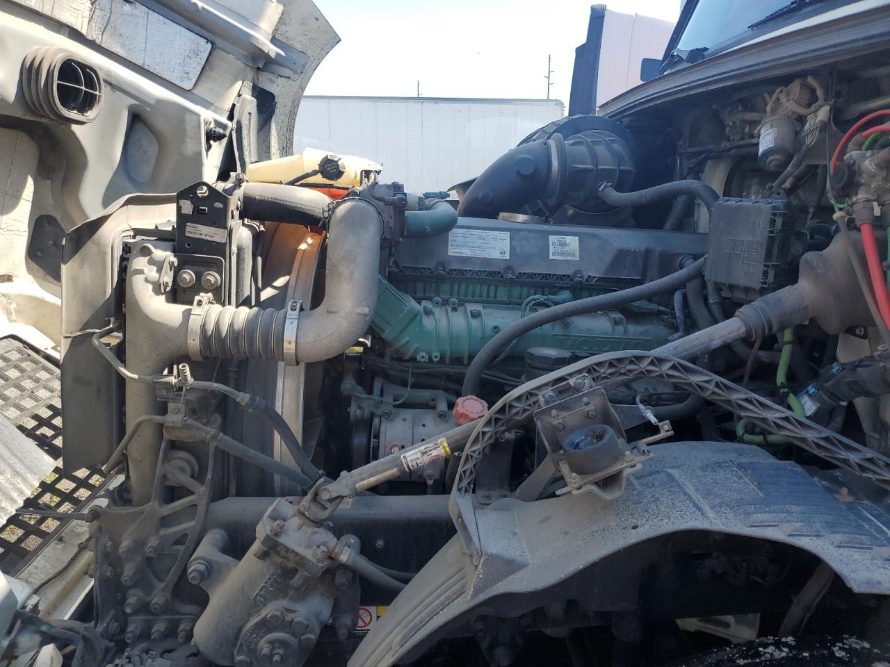 Lot #3274167279 2018 VOLVO VN VNL