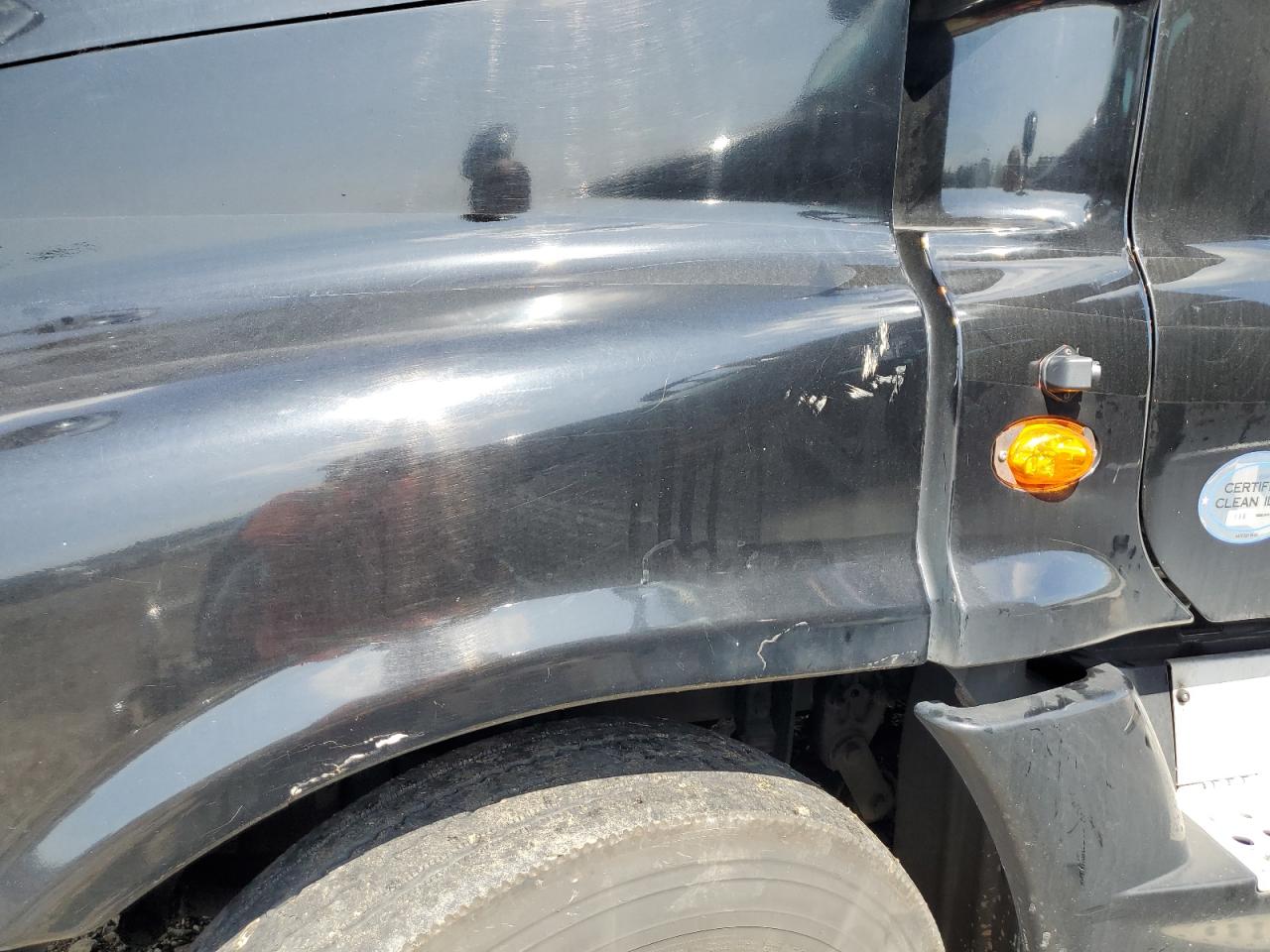 Lot #3182725737 2017 FREIGHTLINER CASCADIA 1