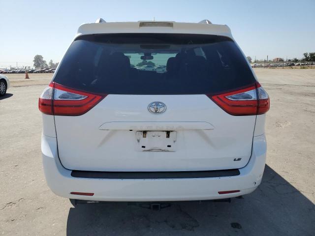 2018 TOYOTA SIENNA LE 5TDKZ3DCXJS916445