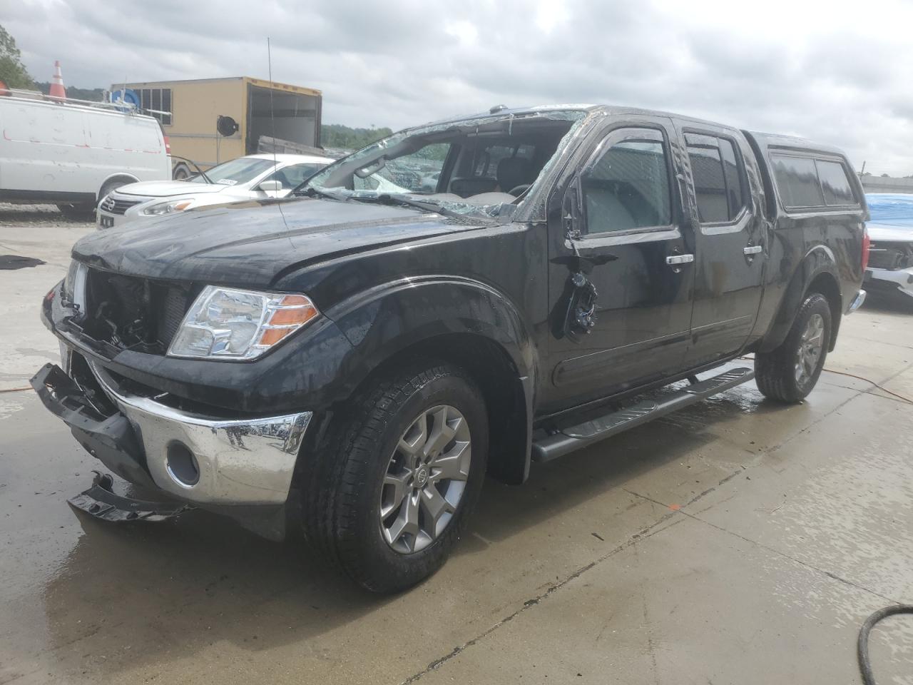 NISSAN FRONTIER SV