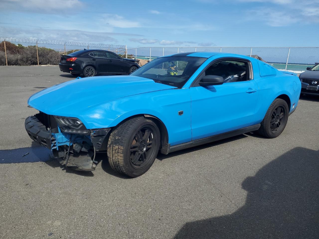 FORD MUSTANG
