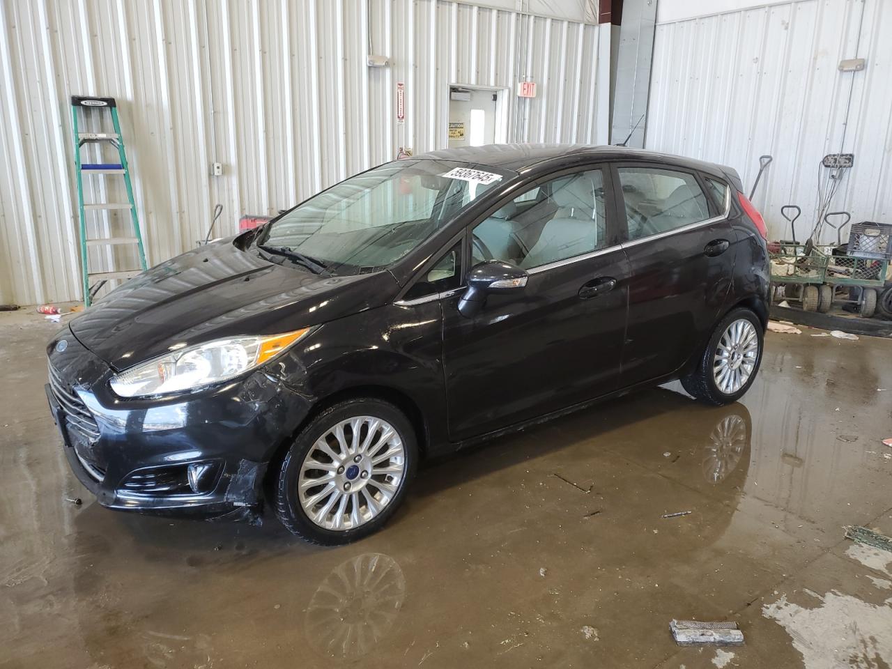 FORD FIESTA TITANIUM