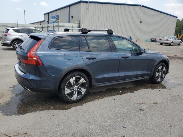 2020 VOLVO V60 CROSS YV4102WK7L1042556