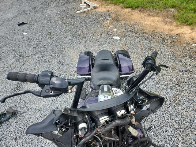 2011 HARLEY-DAVIDSON FLHTK 1HD1KEM17BB671136