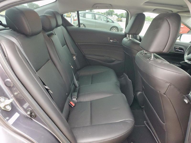 2017 ACURA ILX BASE W 19UDE2F32HA016000