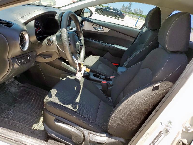2022 KIA FORTE FE 3KPF24AD4NE475498