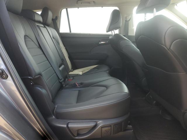 2022 TOYOTA HIGHLANDER - 5TDGZRBH5NS596190