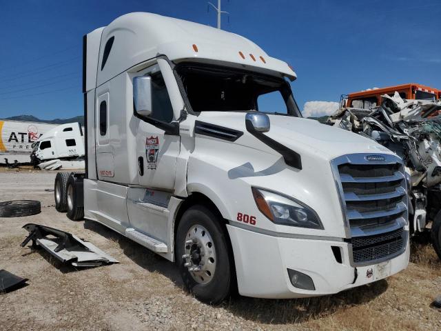Global Auto Auctions: 2022 FREIGHTLINER CASCADIA 1