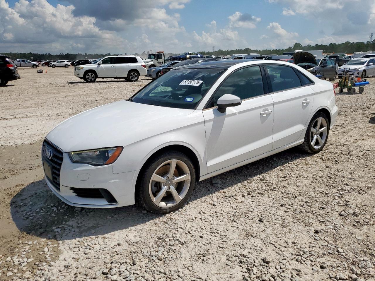 AUDI A3 PREMIUM