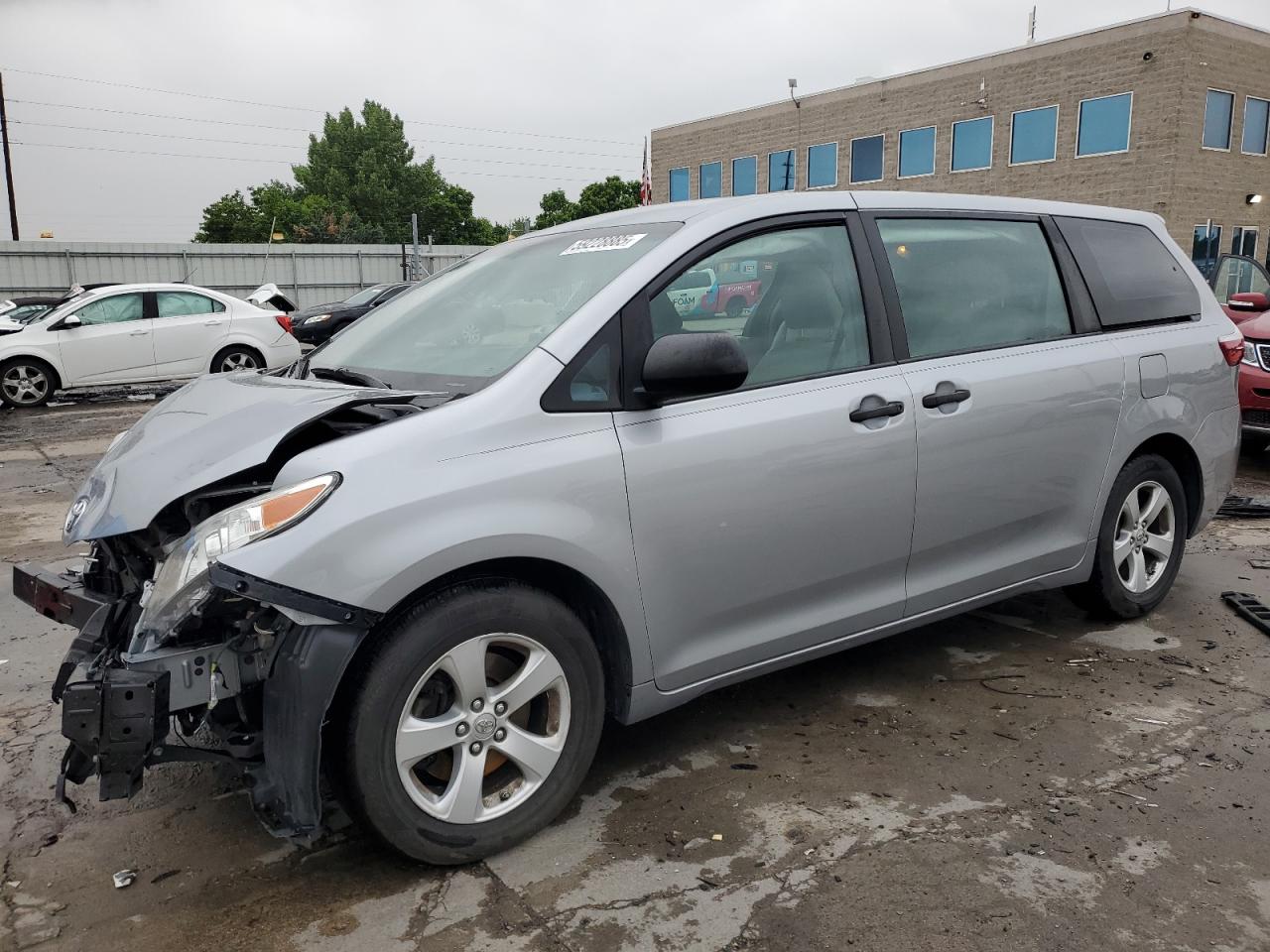 TOYOTA SIENNA