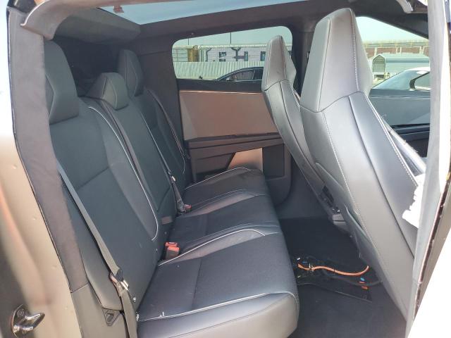 2024 TESLA CYBERTRUCK 7G2CEHED1RA050469
