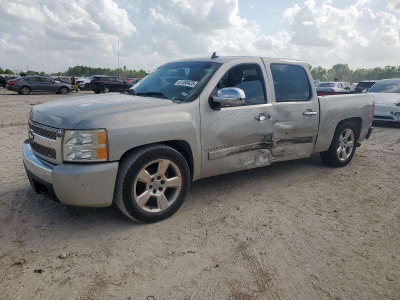 CHEVROLET SILVERADO