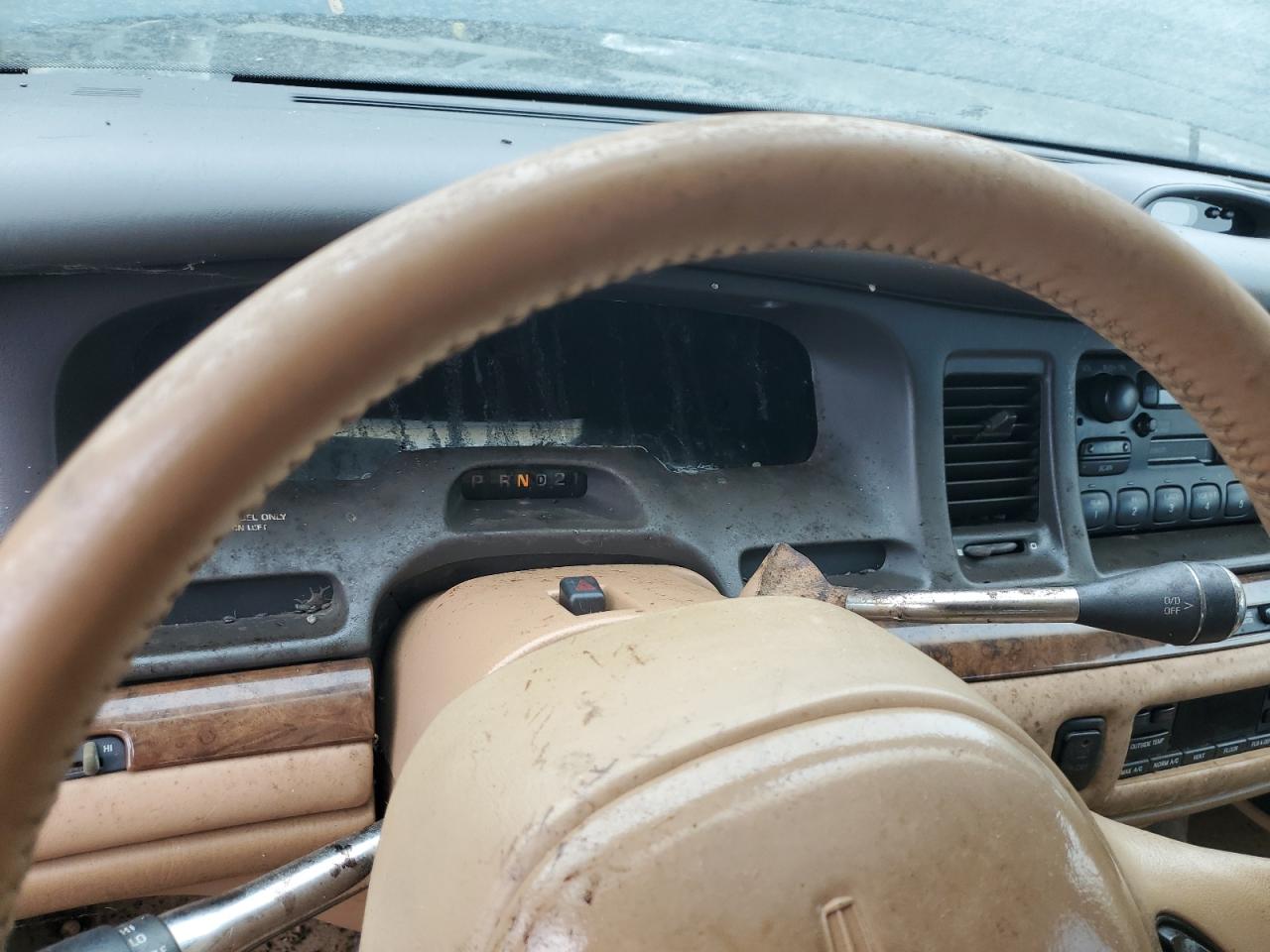 Lot #3281396983 1995 LINCOLN TOWN CAR E