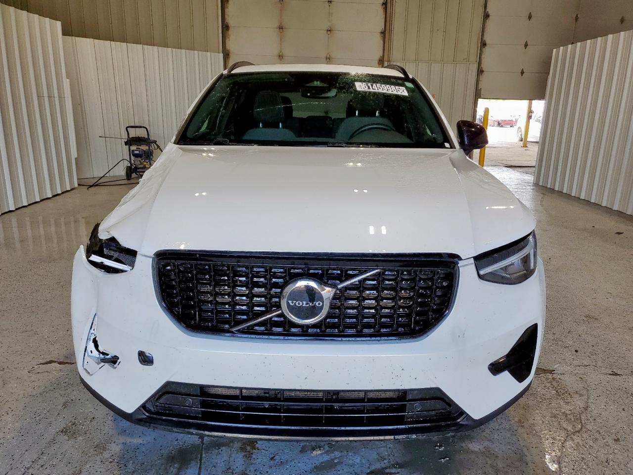 VOLVO XC40 CORE