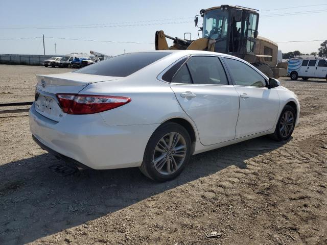 Vin: 4t1bf1fk5hu314250, lot: 59906415, toyota camry le 20173